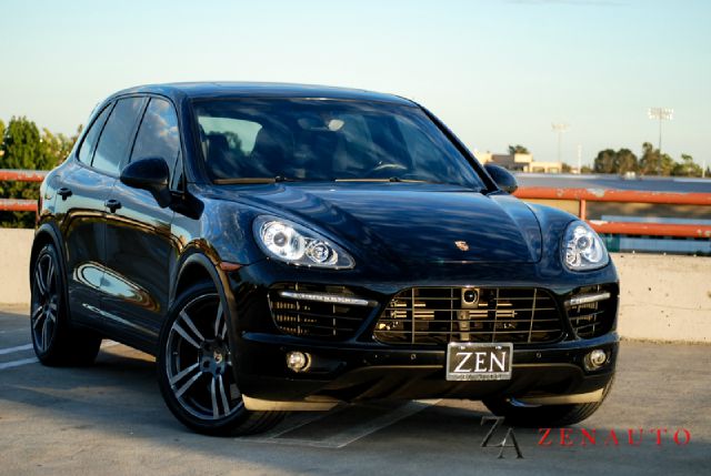 Porsche Cayenne 2011 photo 4