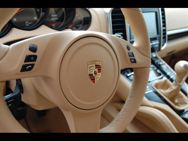 Porsche Cayenne 2013 photo 13
