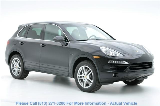 Porsche Cayenne 2013 photo 1