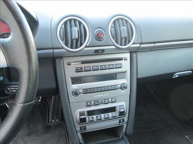 Porsche Cayman 2006 photo 13