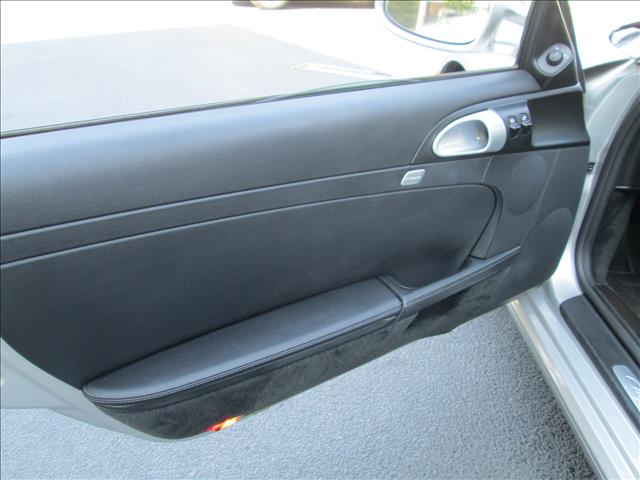 Porsche Cayman 2006 photo 18