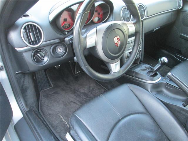 Porsche Cayman 2006 photo 21