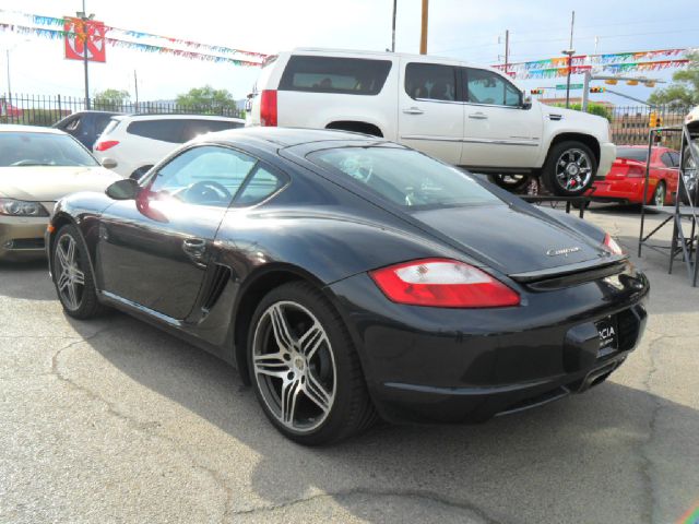 Porsche Cayman 2007 photo 2