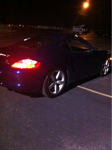 Porsche Cayman 2007 photo 2