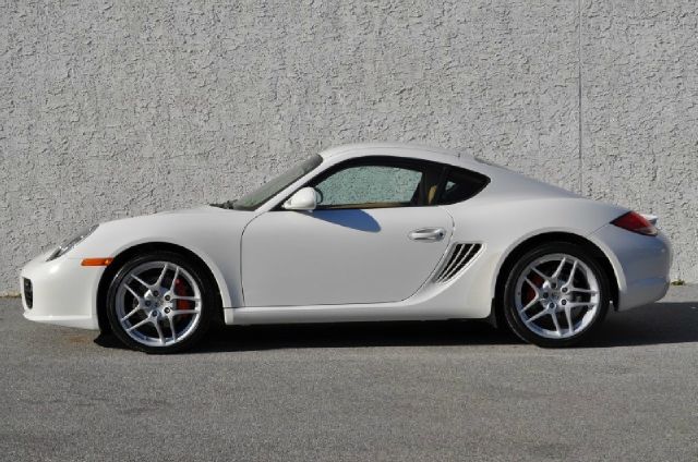Porsche Cayman XR Coupe