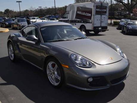 Porsche Cayman 2011 photo 2