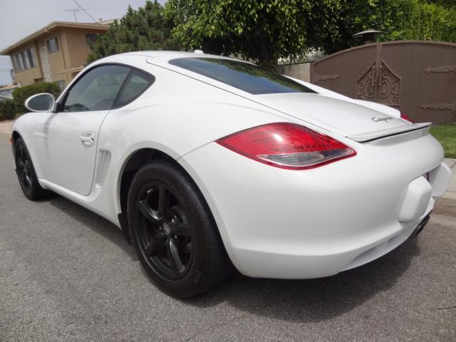 Porsche Cayman 2011 photo 2