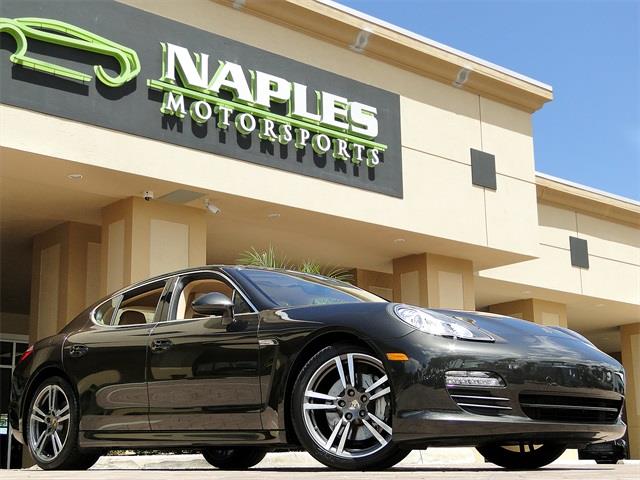 Porsche Panamera 2010 photo 2