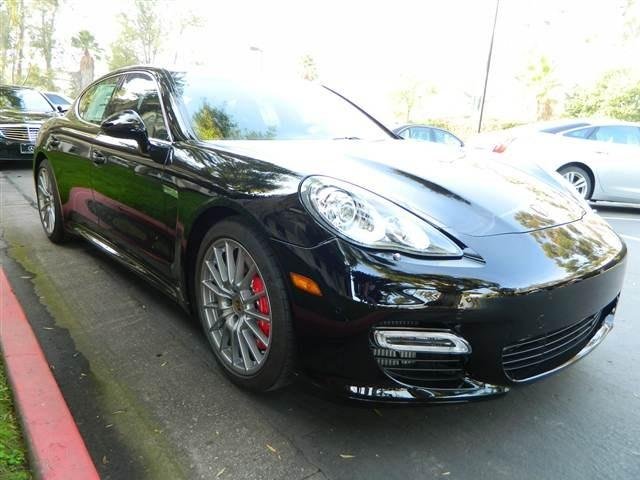 Porsche Panamera 2012 photo 2