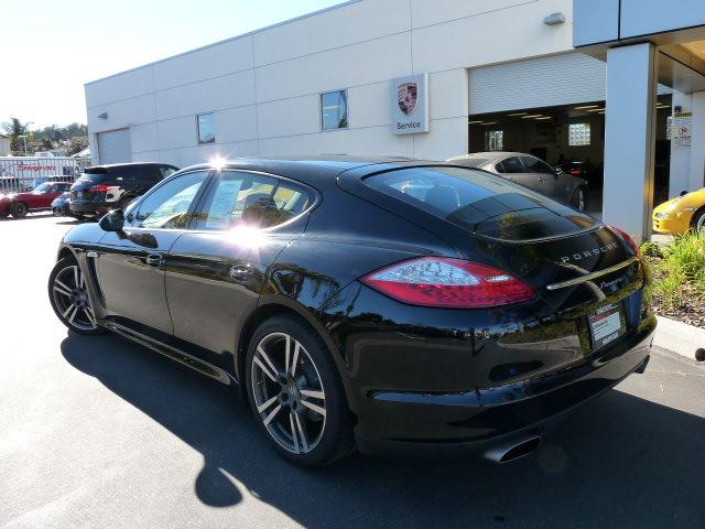 Porsche Panamera 2012 photo 5