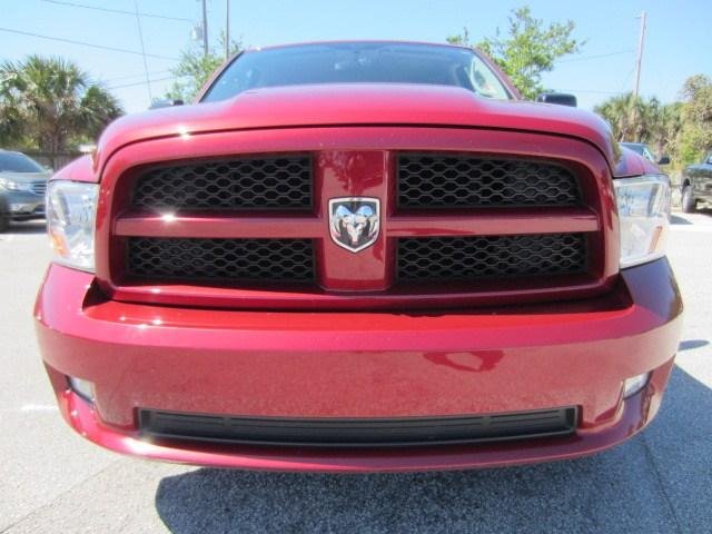 RAM Ram Pickup 2012 photo 1