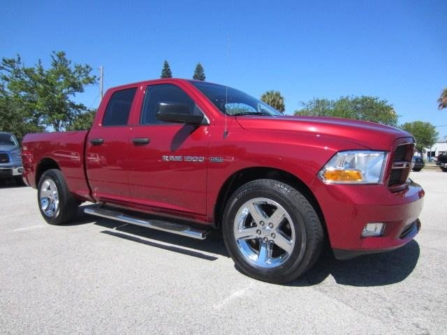 RAM Ram Pickup 2012 photo 2