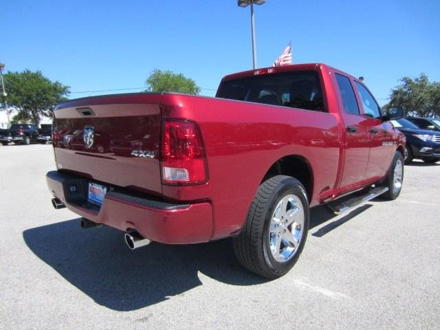 RAM Ram Pickup 2012 photo 5