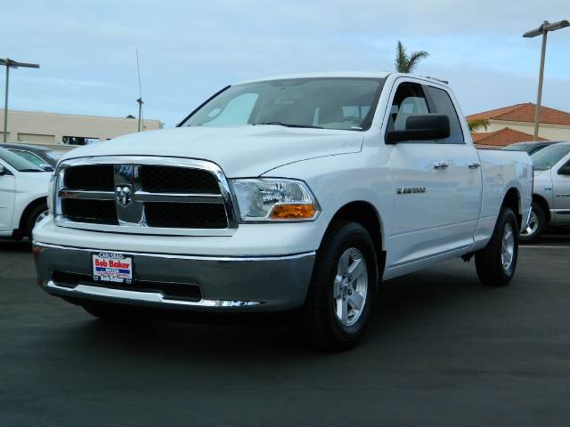 RAM Ram Pickup 2012 photo 2