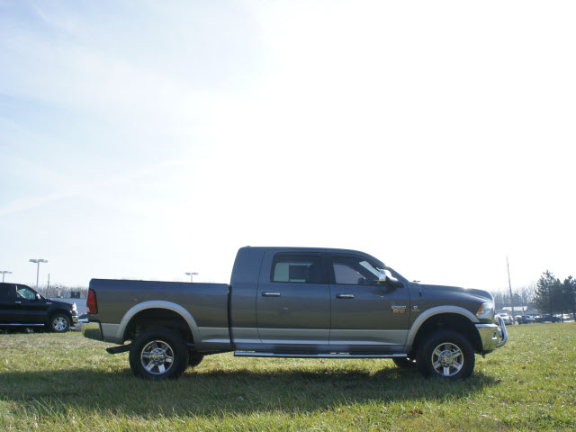 RAM Ram Pickup 2012 photo 1