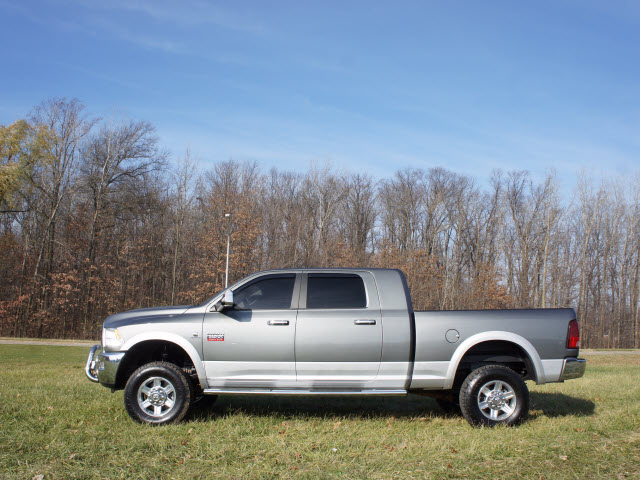 RAM Ram Pickup 2012 photo 3