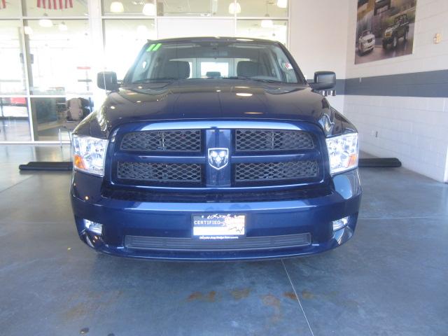 RAM Ram Pickup 2012 photo 4