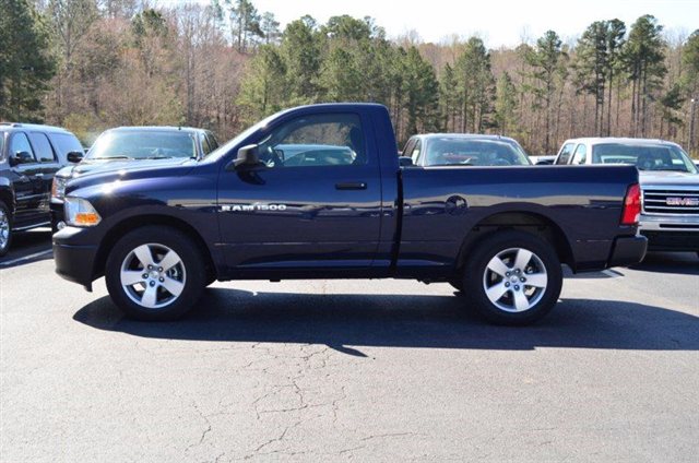 RAM Ram Pickup 2012 photo 1