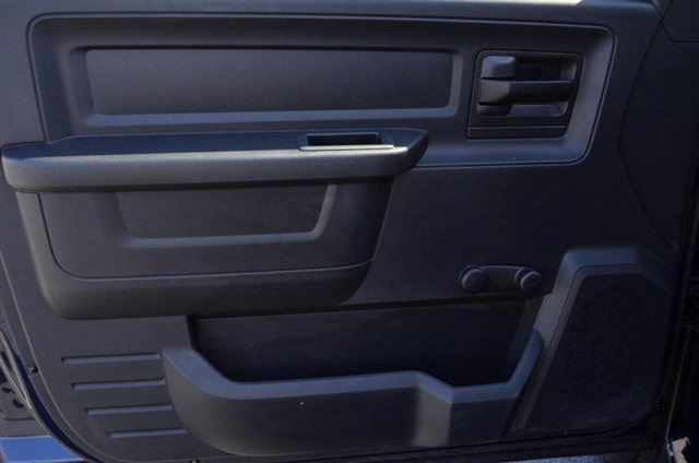 RAM Ram Pickup 2012 photo 2