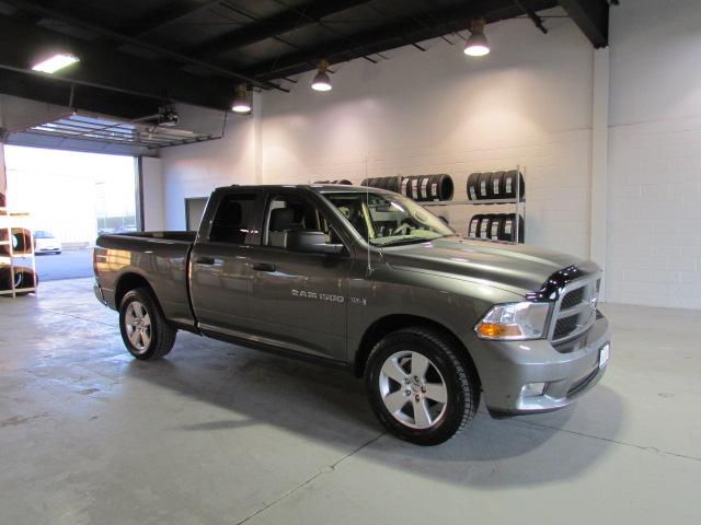 RAM Ram Pickup 2012 photo 4