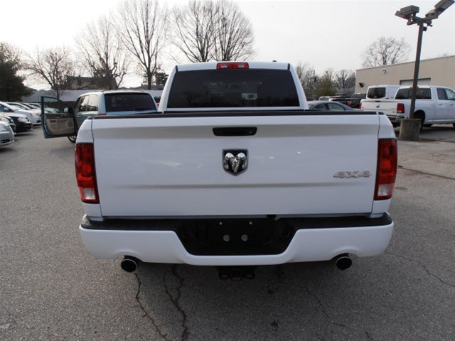 RAM Ram Pickup 2012 photo 2