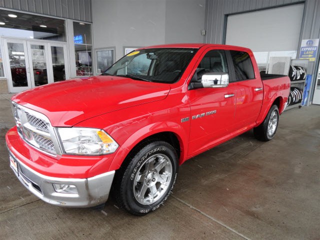 RAM Ram Pickup 2012 photo 1