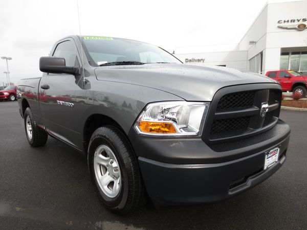 RAM Ram Pickup 2012 photo 4