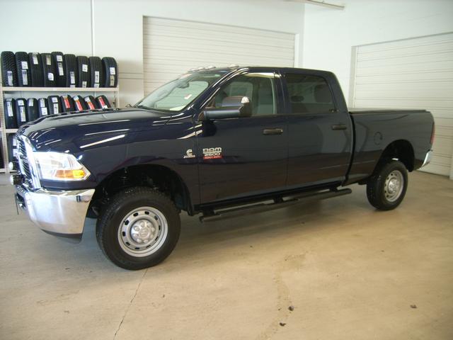 RAM Ram Pickup 2012 photo 1