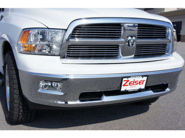 RAM Ram Pickup 2012 photo 2