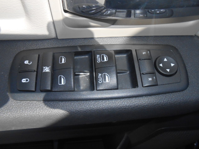 RAM Ram Pickup 2012 photo 4