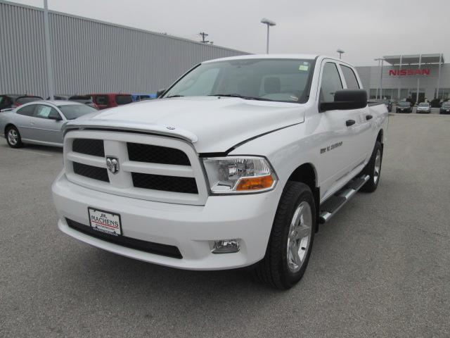 RAM Ram Pickup 2012 photo 2