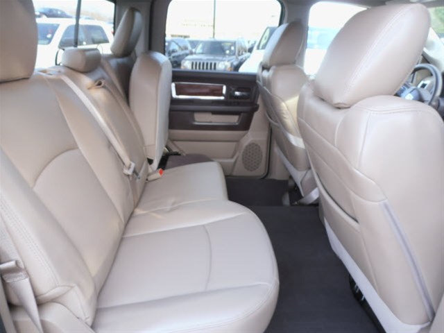 RAM Ram Pickup 2012 photo 4