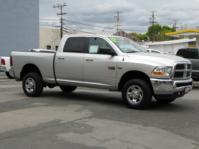 RAM Ram Pickup 2012 photo 1