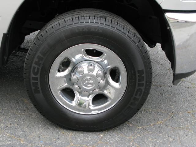 RAM Ram Pickup 2012 photo 5