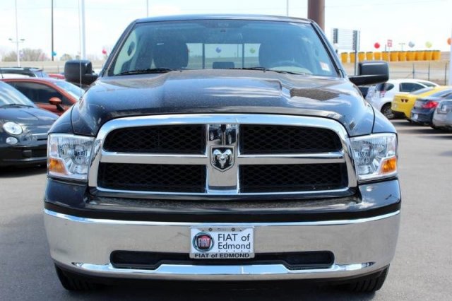 RAM Ram Pickup 2012 photo 1