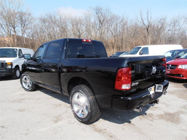 RAM Ram Pickup 2012 photo 5