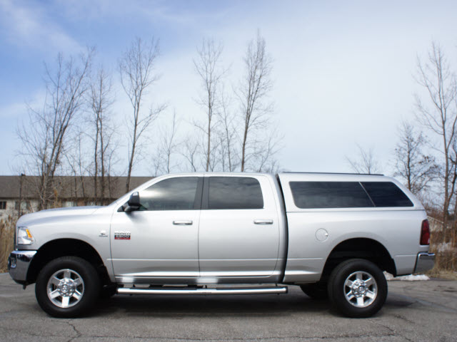 RAM Ram Pickup 2012 photo 1