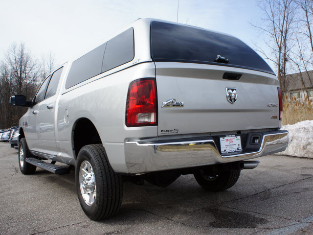 RAM Ram Pickup 2012 photo 4
