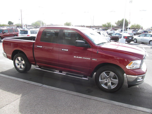 RAM Ram Pickup 2012 photo 4