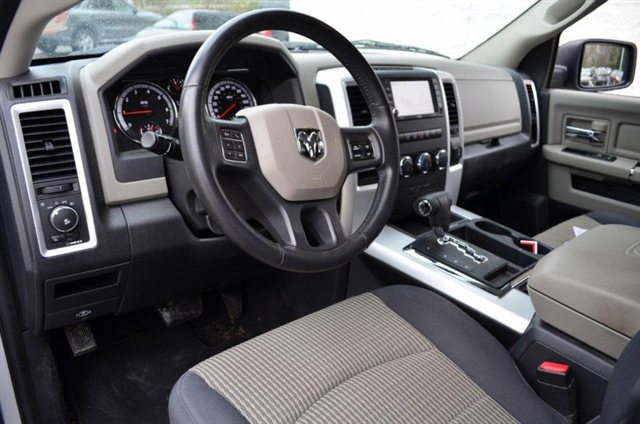 RAM Ram Pickup 2012 photo 5