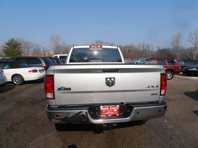 RAM Ram Pickup 2012 photo 4