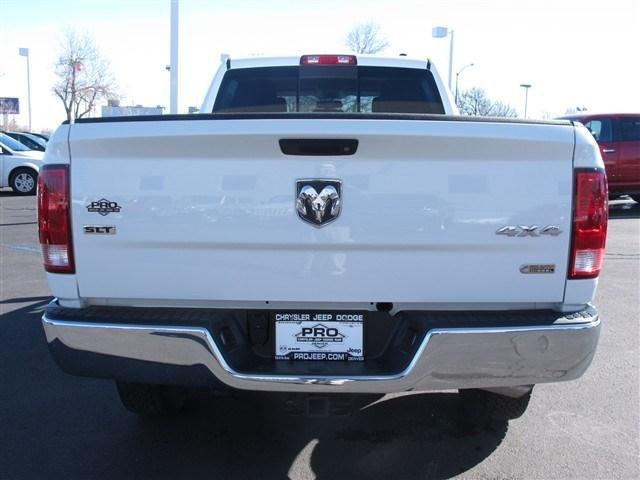 RAM Ram Pickup 2012 photo 3