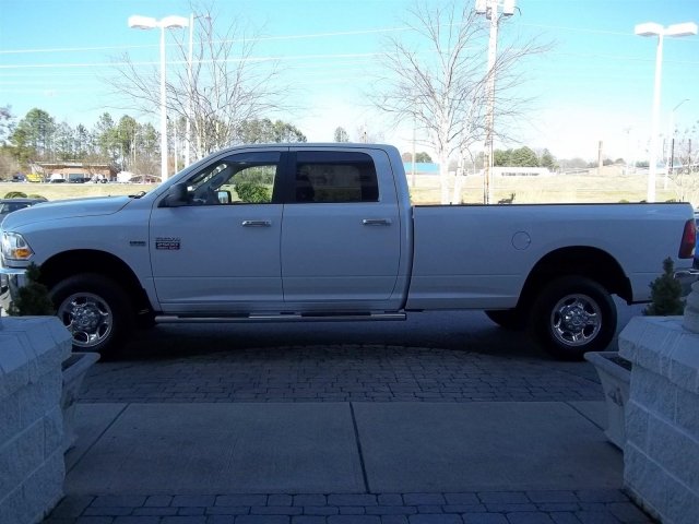 RAM Ram Pickup 2012 photo 2