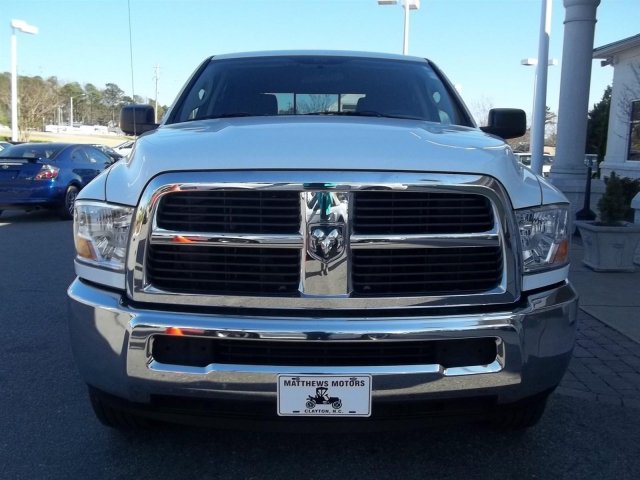 RAM Ram Pickup 2012 photo 4