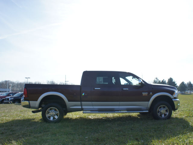 RAM Ram Pickup 2012 photo 2