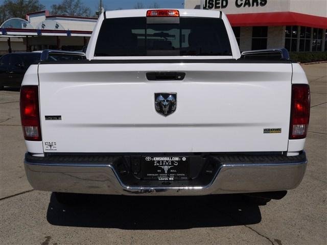 RAM Ram Pickup 2012 photo 1