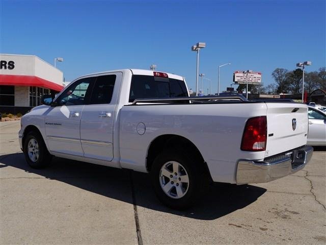 RAM Ram Pickup 2012 photo 2