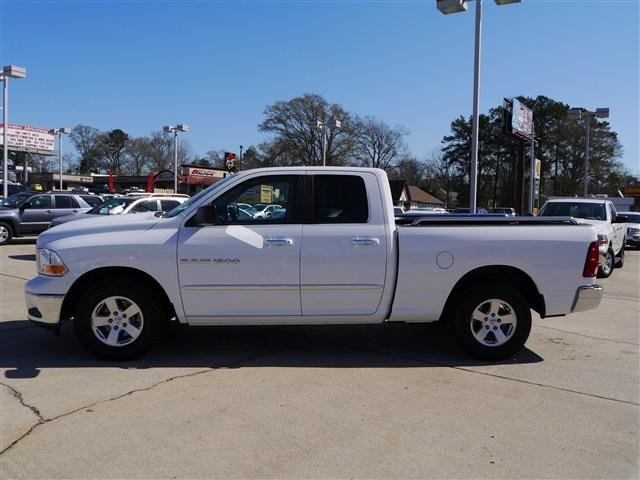 RAM Ram Pickup 2012 photo 3