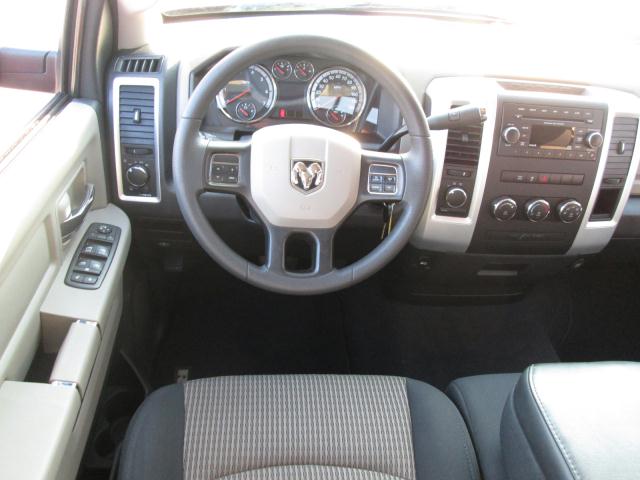 RAM Ram Pickup 2012 photo 1