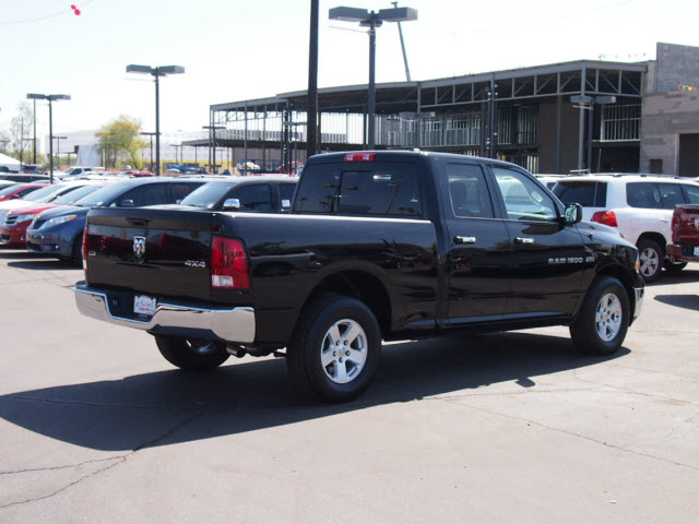 RAM Ram Pickup 2012 photo 3